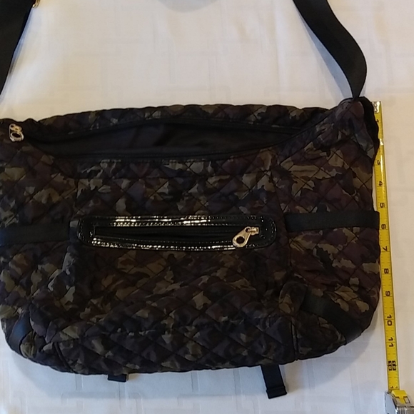 Camouflage Shoulder Bag - Picture 11 of 12